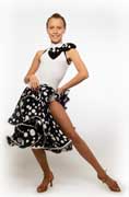 Платье с американской проймой и многоуровневой юбкой - для бальных - спортивых танцев (латина).
